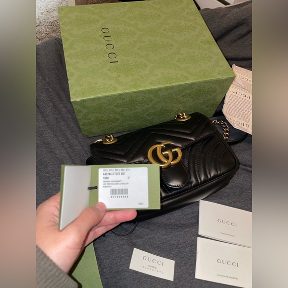 GUCCI - GG Marmont matelassé mini bag - Picture 10 of 16